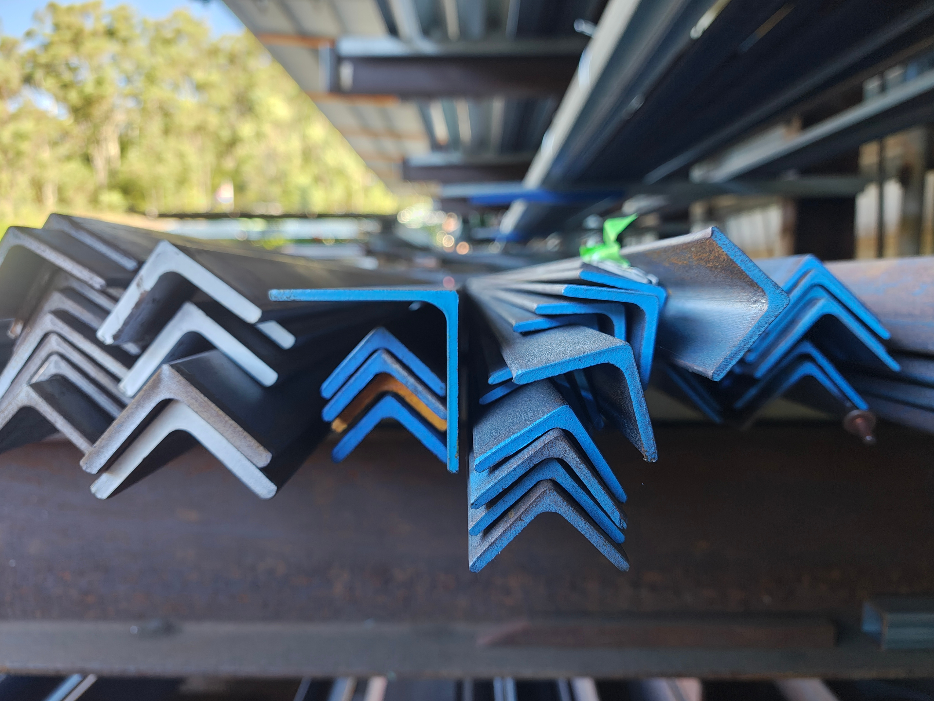 Mild steel angle in stock at Marshall Steel — equal and unequal angle to AS/NZS 3679.1